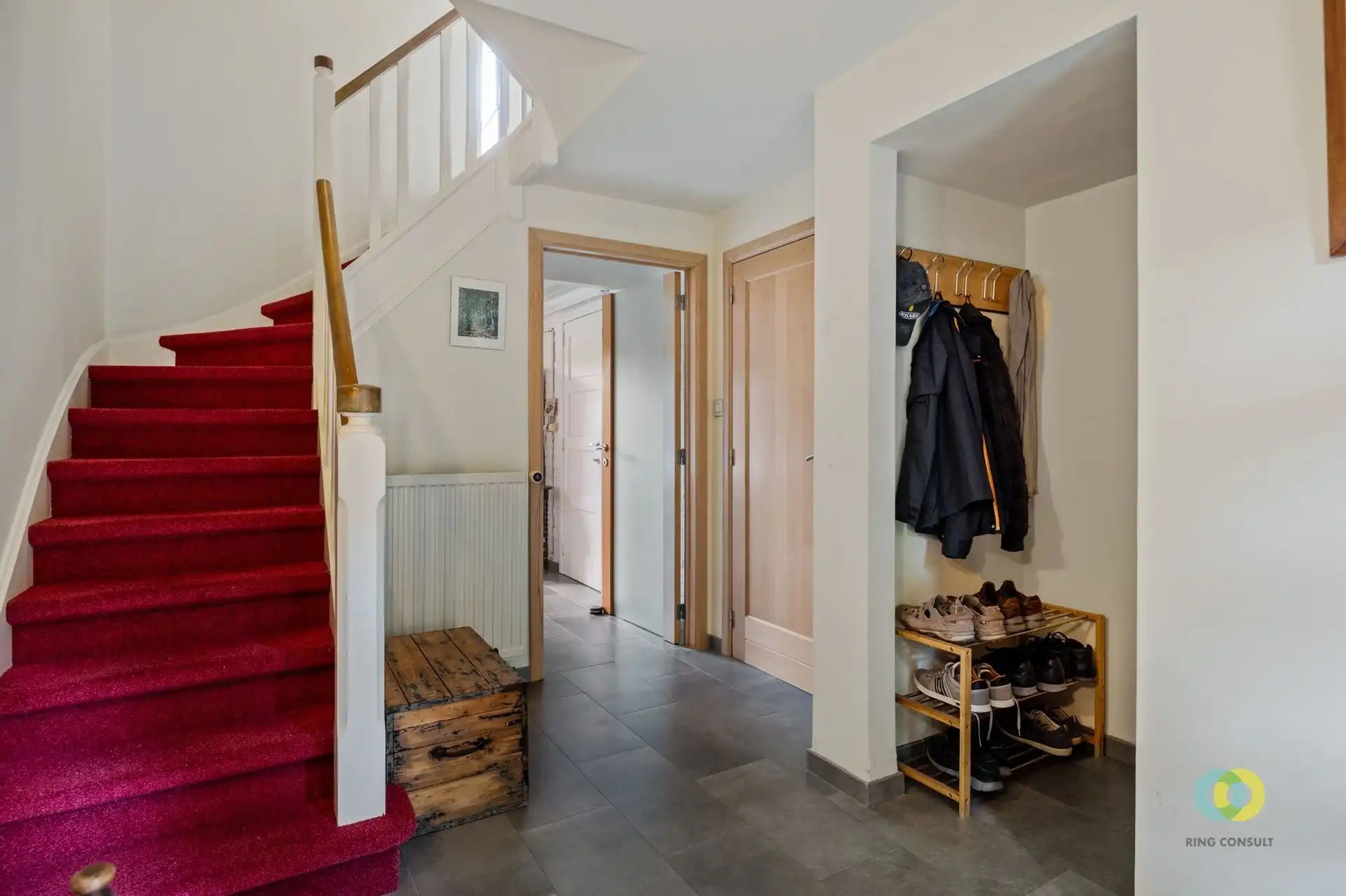 Instapklare bel-etage met 3 slaapkamers, tuin, garage en EPC C te Koningslo foto 3