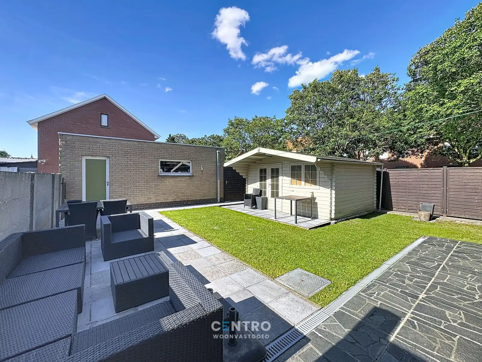 Interessante woning te Oekene met 5 slpks, garage én 4 parkeerplaatsen! foto 17