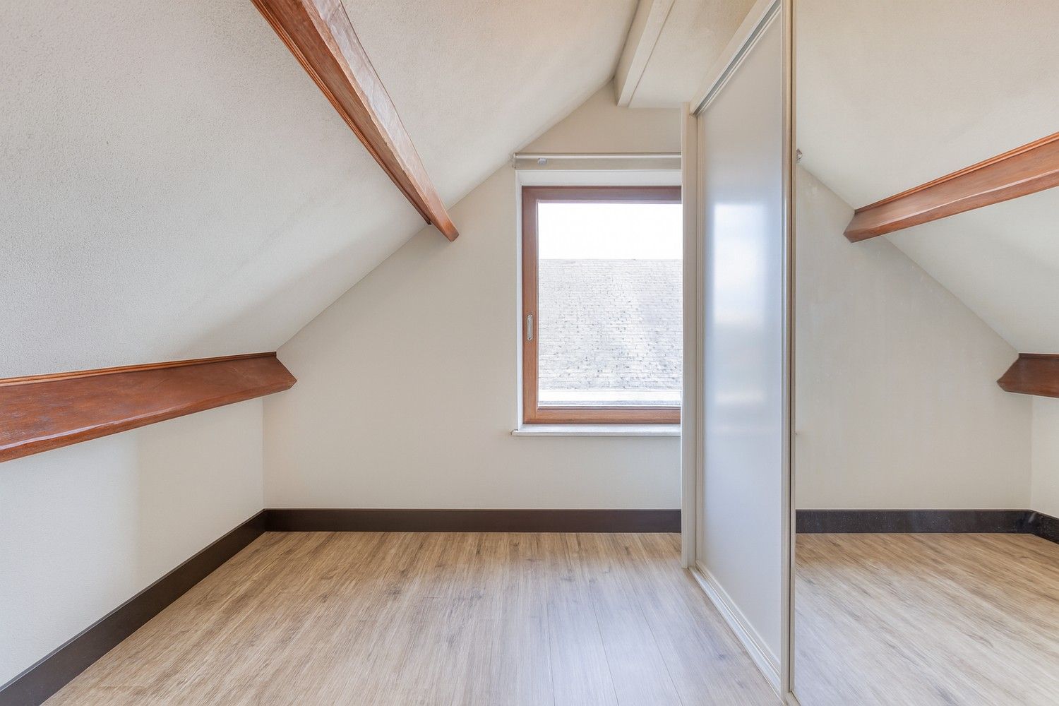 Appartement met 2 slaapkamers én garagebox nabij centrum Lanaken foto 15