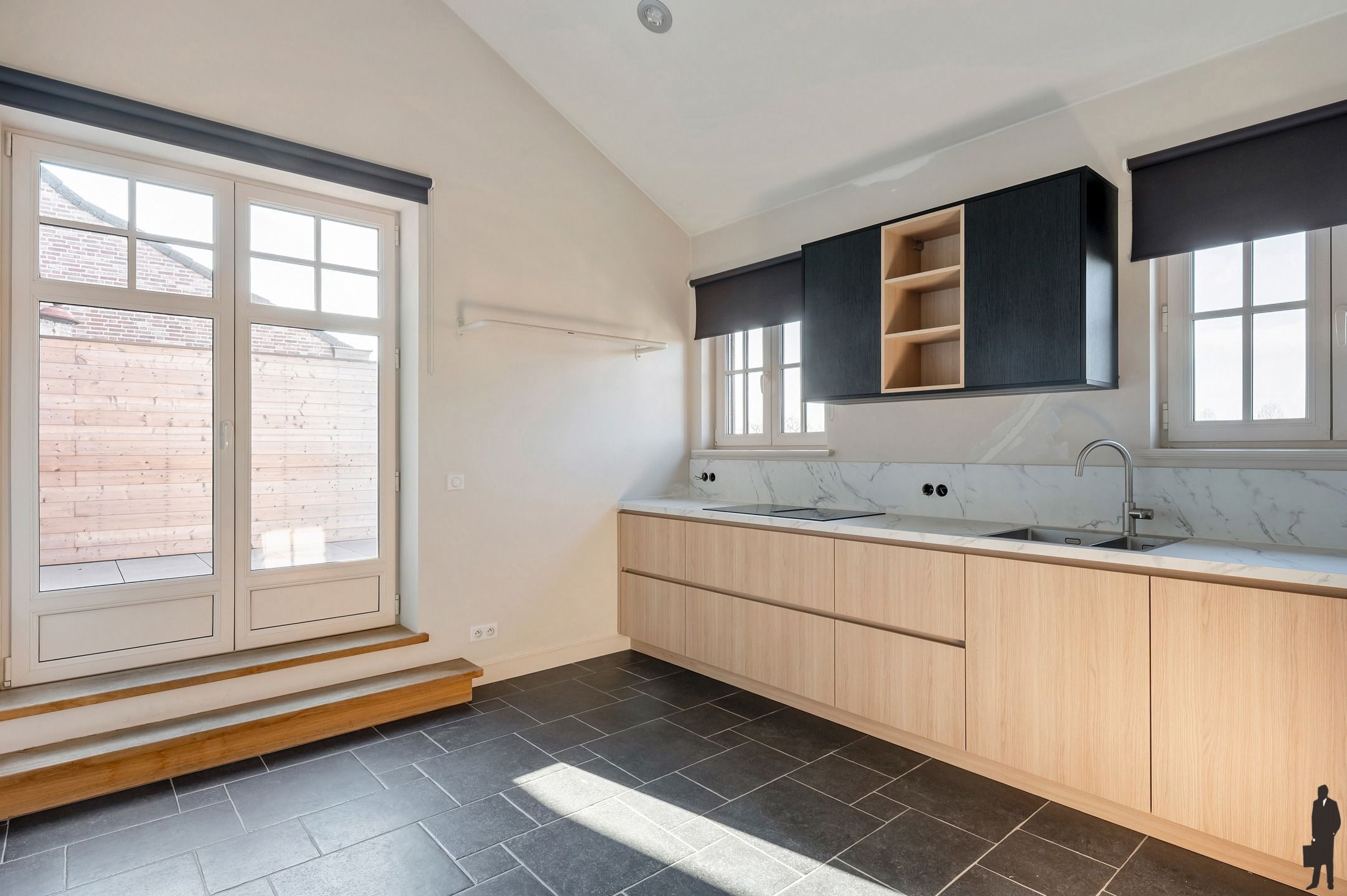 Vernieuwd appartement in het hart van Hoogstraten foto 8