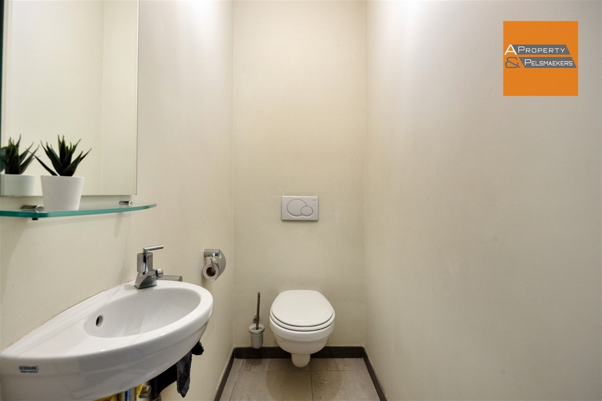 Duplex met 3 slaapkamers, terras en garagebox foto 8