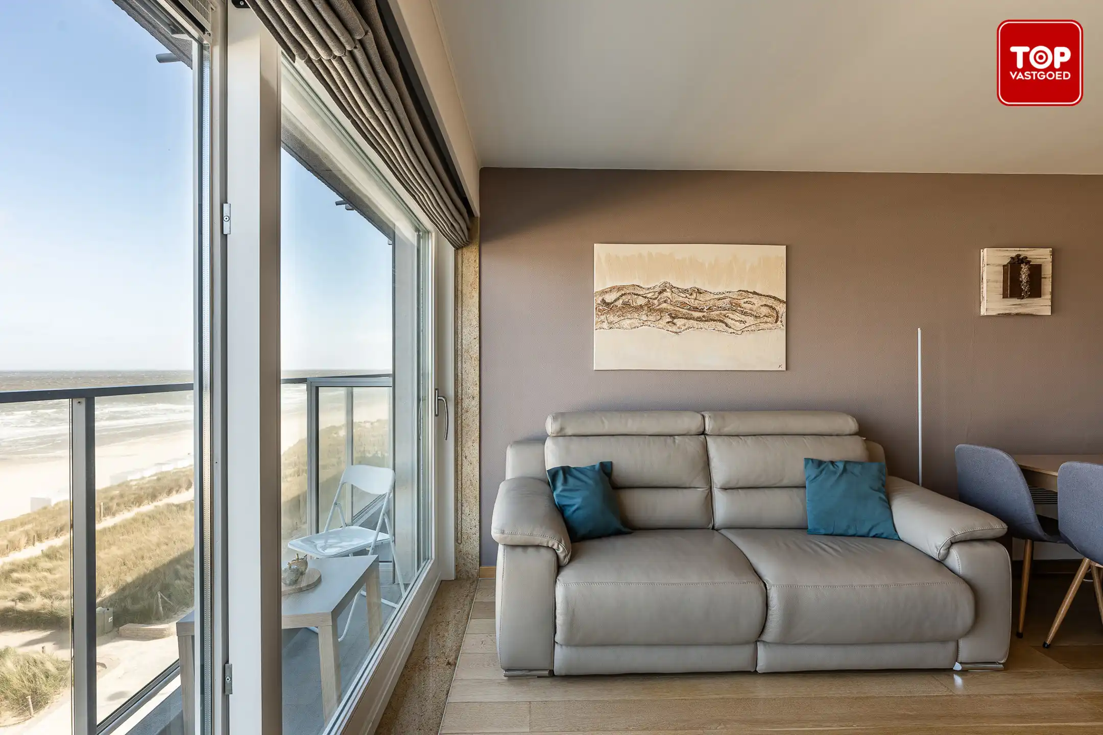 Instapklare studio appartement met zeezicht foto 3