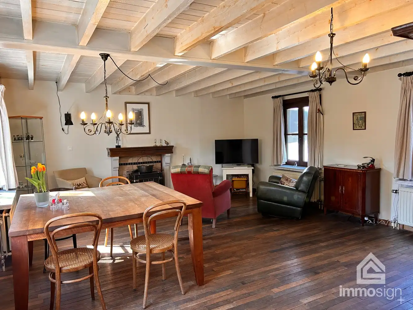 Landelijke gezinswoning in het groen met tal van troeven! foto 6