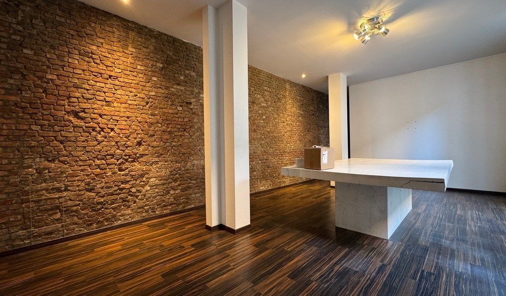 Kantoorruimte te huur op zichtlocatie langs N155 te Berchem foto 8