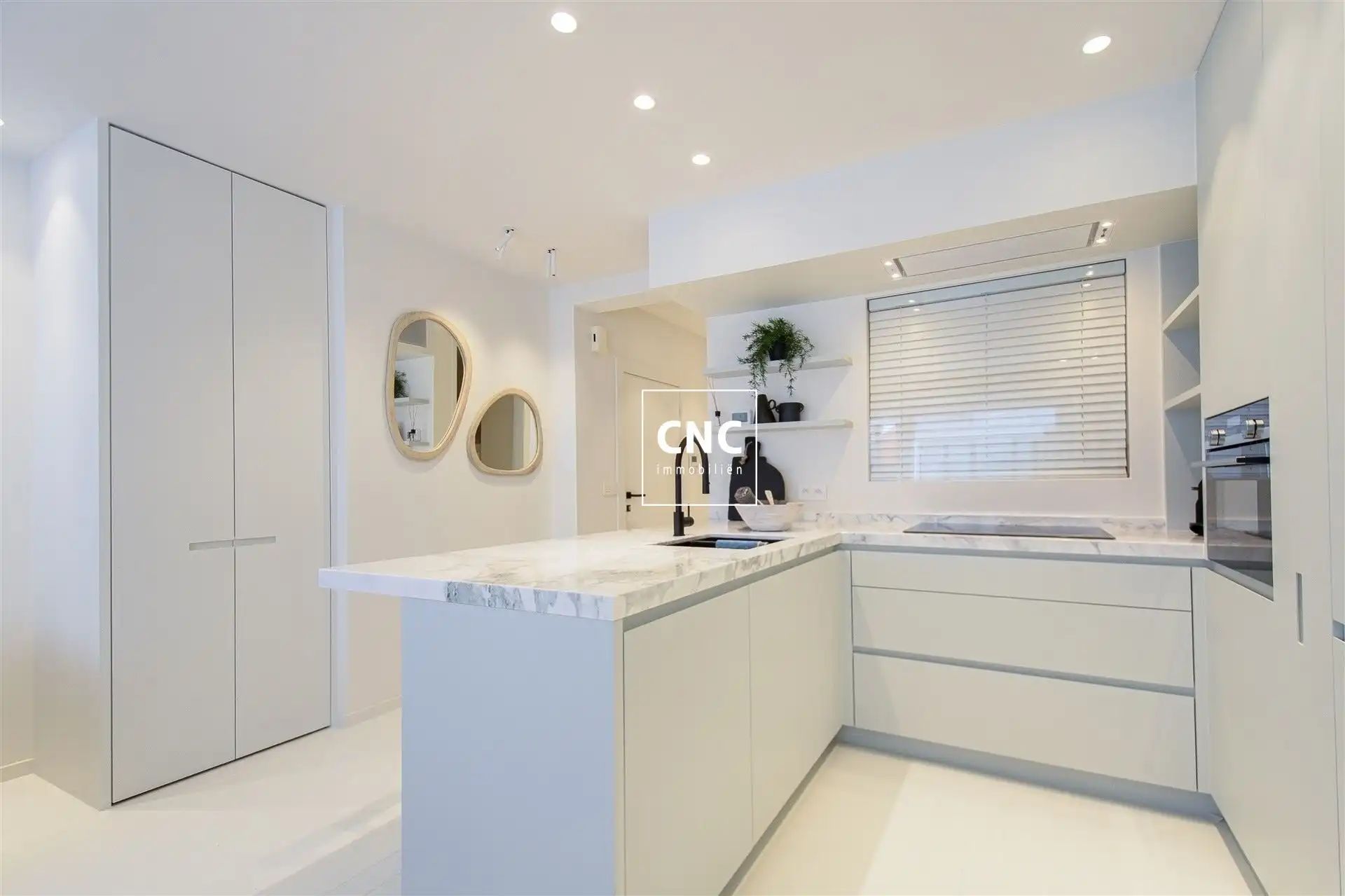 Gerenoveerd appartement in Knokke op fantastische locatie foto 4