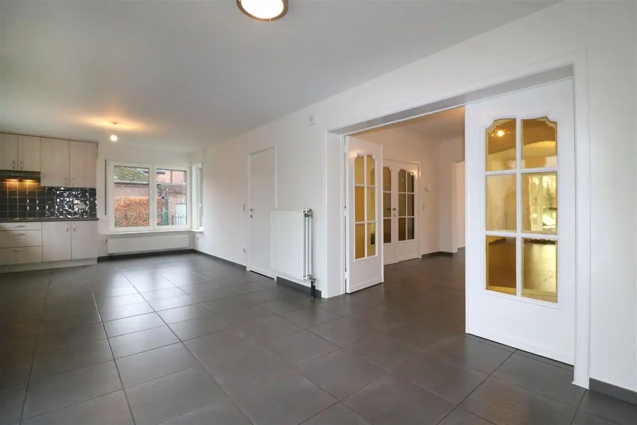 Villawoning, nabij station, 3 slpk., mooie omgeving, instapklaar foto 16