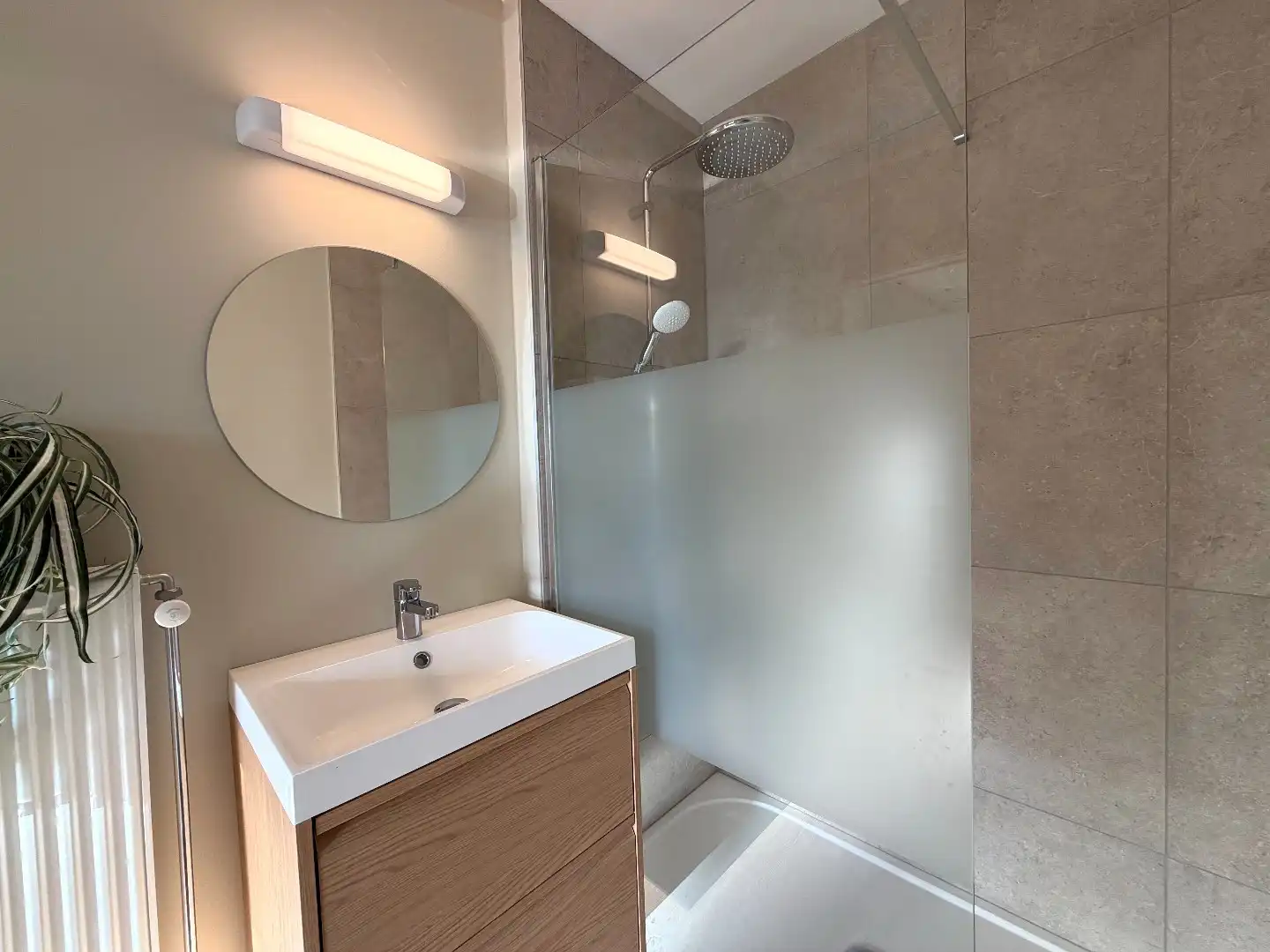 Gerenoveerd 1-slaapkamerappartement in het centrum! foto 11