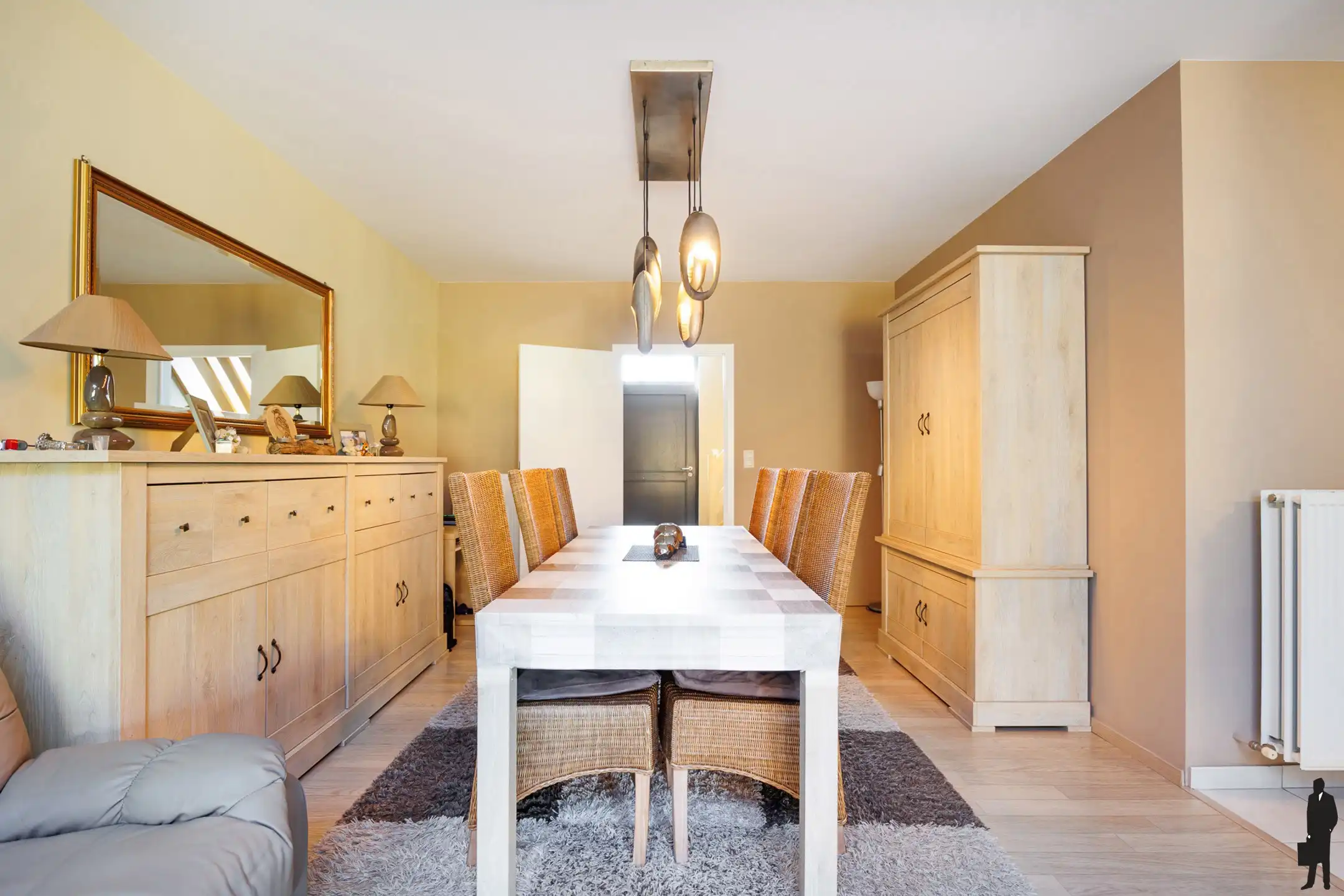 Charmante gezinswoning met 4 slpk in rustige woonwijk foto 4