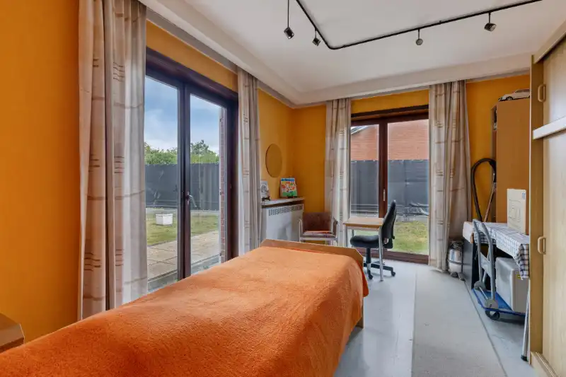 RUIME VRIJSTAANDE WONING MET BIJZONDER VEEL POTENTIEEL OP 832 m² foto 19