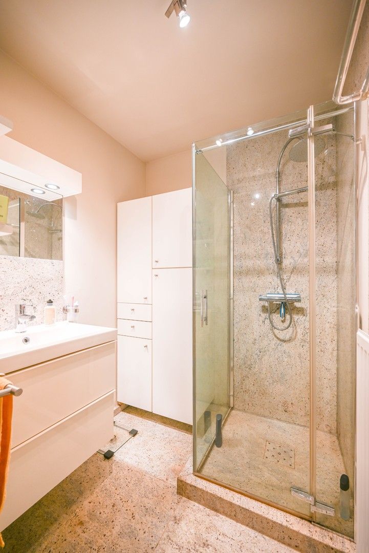 Energiezuinig appartement met twee slaapkamers en ruim terras foto 18