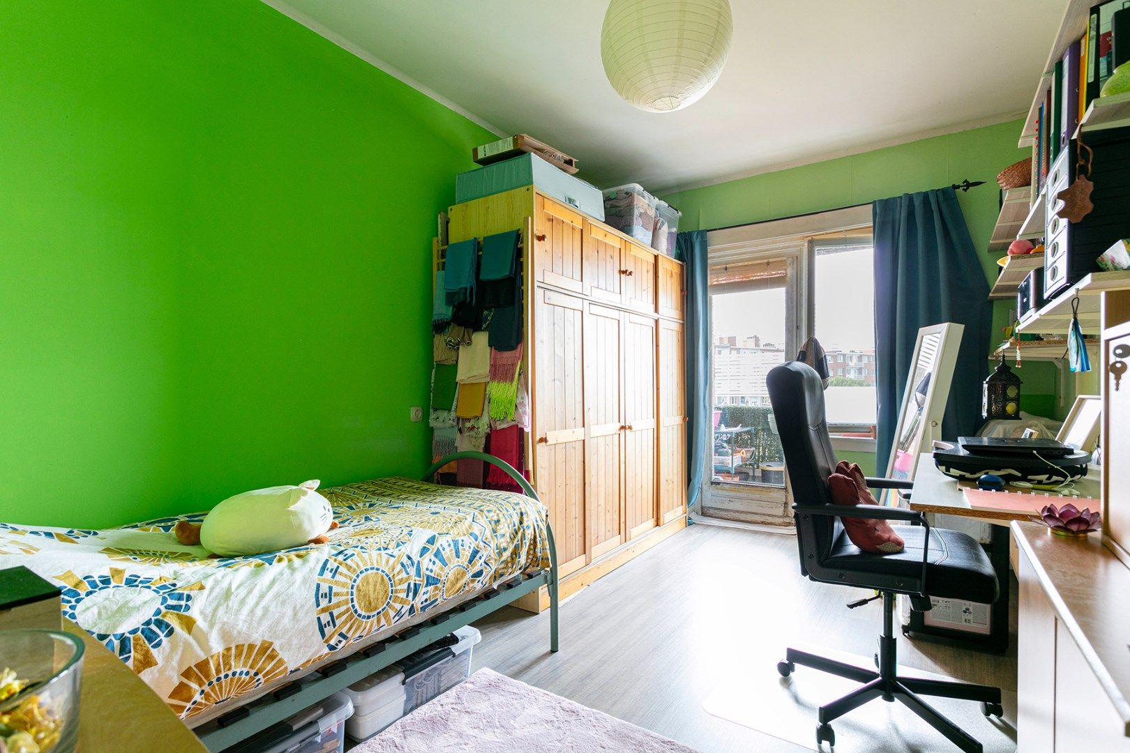 Te renoveren 2-slaapkamer appartement (107m²) met twee terrassen! foto 8