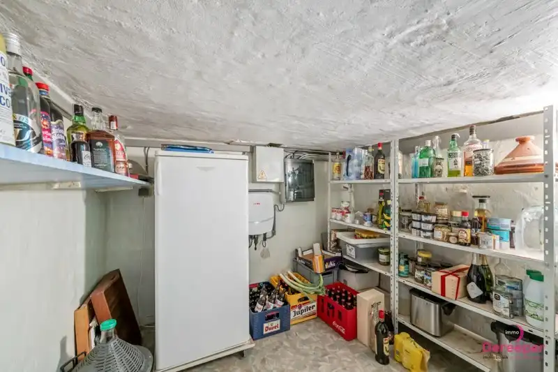 Commercieel sterk handelspand met woonst en opslag op topligging – alles op één perceel van 817m² foto 16