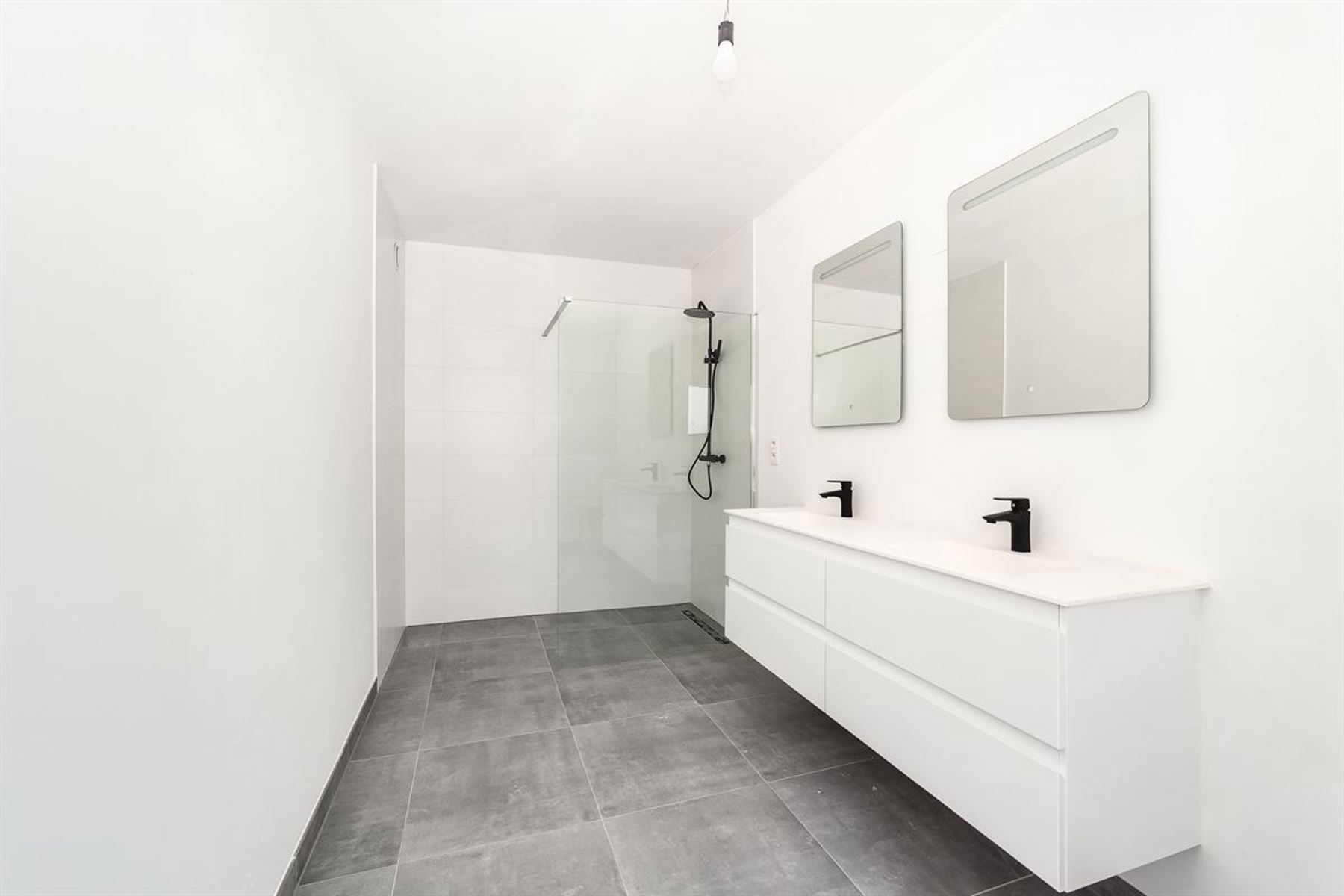 Laatste unit in kleinschalig nieuwbouwproject met open zicht foto 5