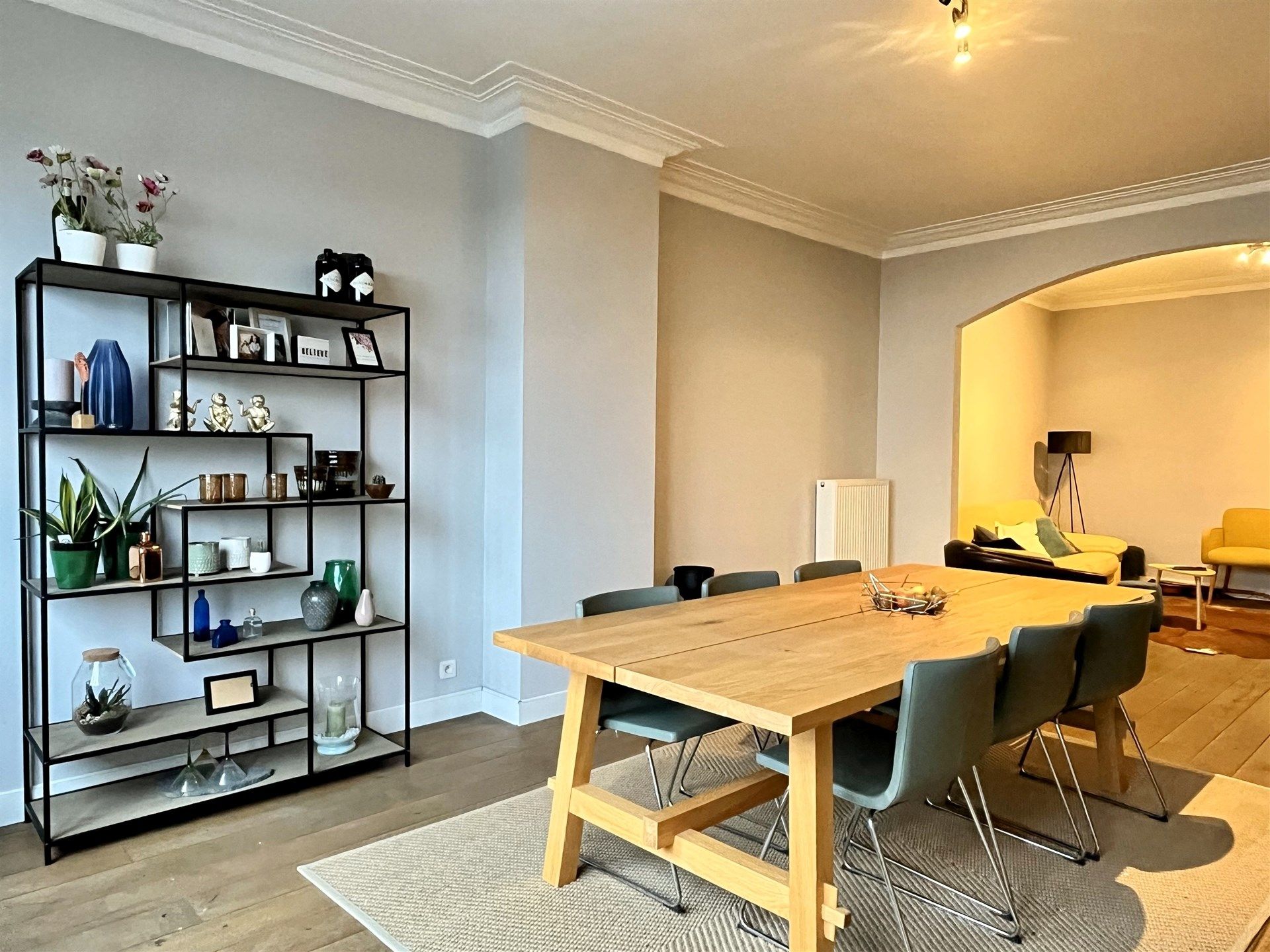 Ruim appartement met 2 slaapkamers!  foto {{pictureIndex}}