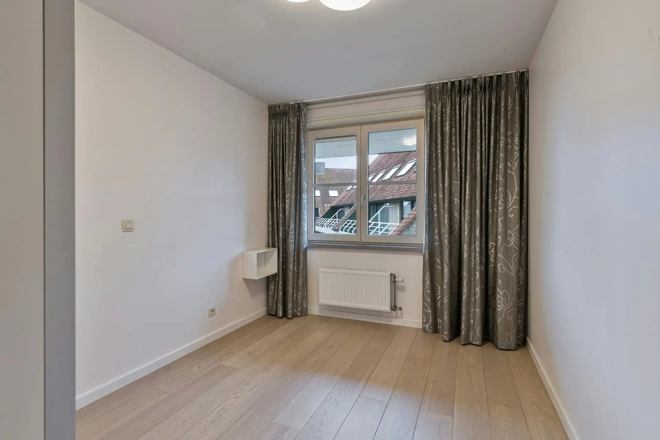 Hoekappartement met 2 slaapkamers en garage in Sint-Idesbald foto 9