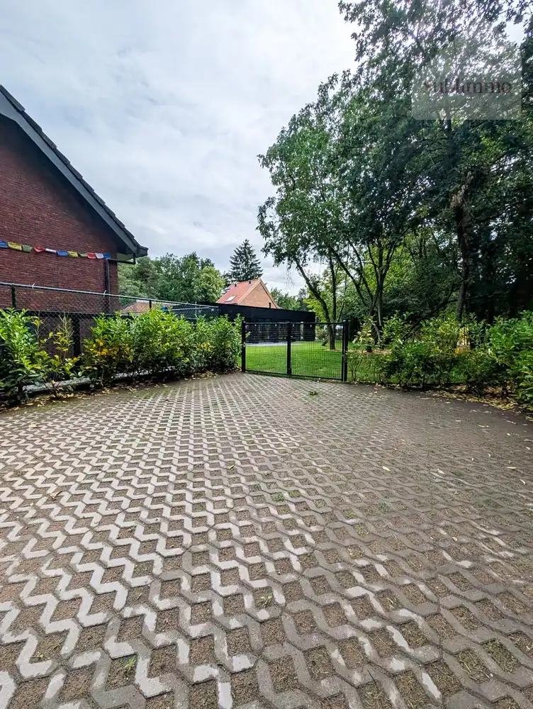 Volledig gerenoveerde karakterwoning met prachtige aangelegde tuin, polyvalente ruimte en 3 slaapkamers foto 35