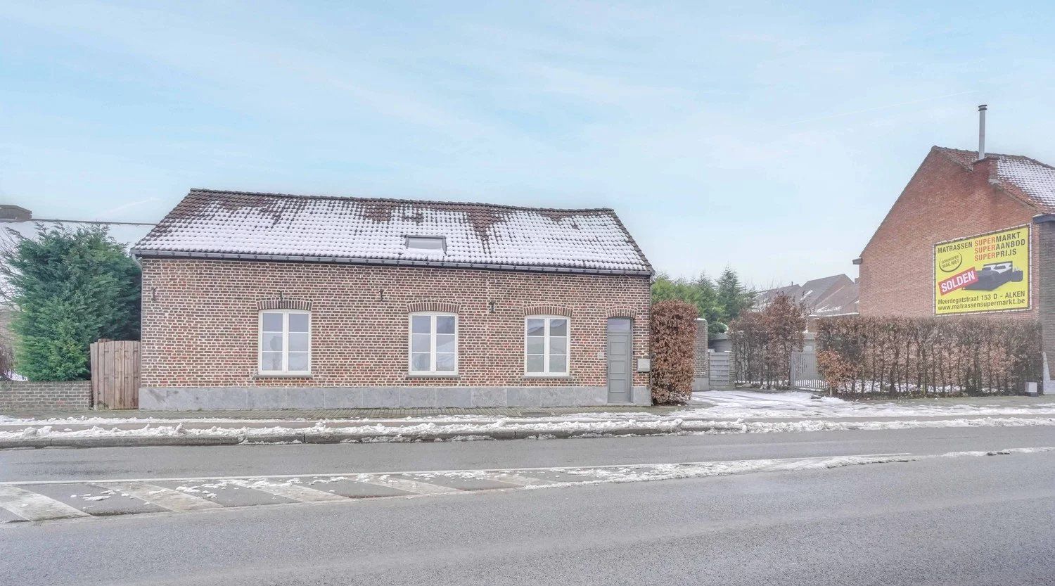Hoofdfoto van de publicatie: Ruime, gerenoveerde woning op een goede locatie