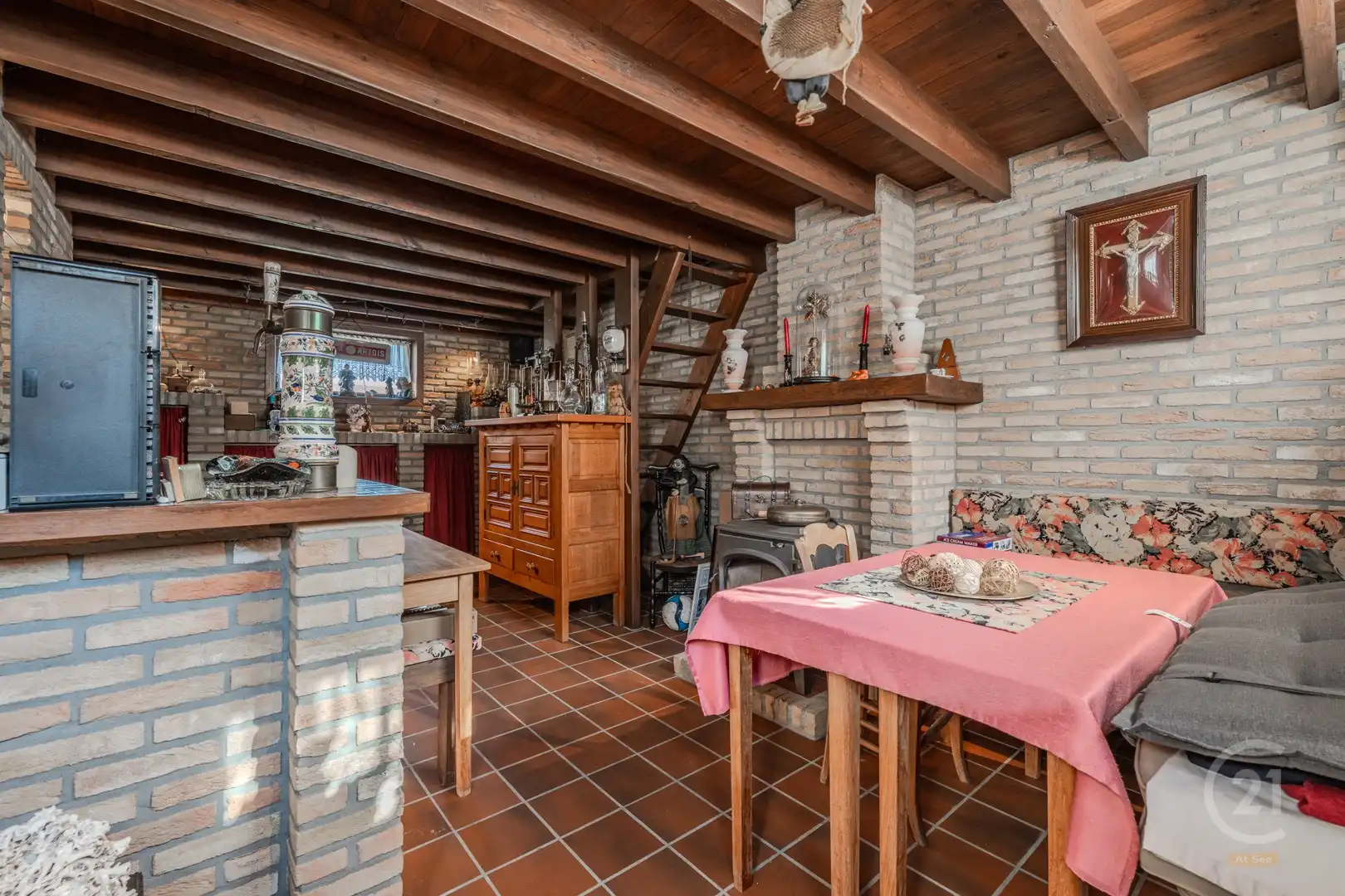 Gezellige woning met veel buitenruimte en rustige ligging foto 18