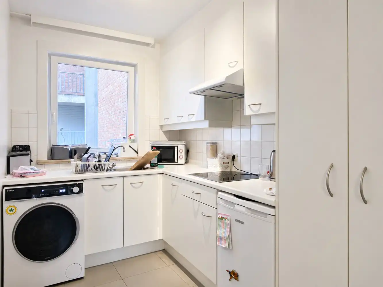 Instapklaar appartement met terras nabij het Zuidpark foto 5