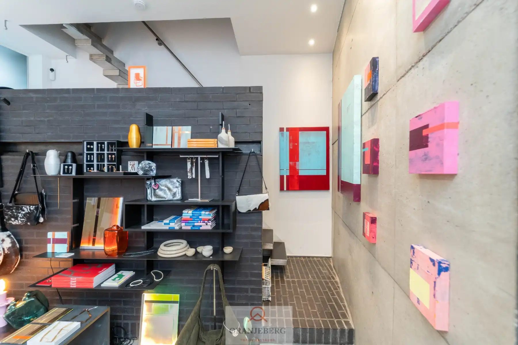 Handelshoekpand Te Huur in gezellig zijstraatje van de Mageleinstraat foto 10