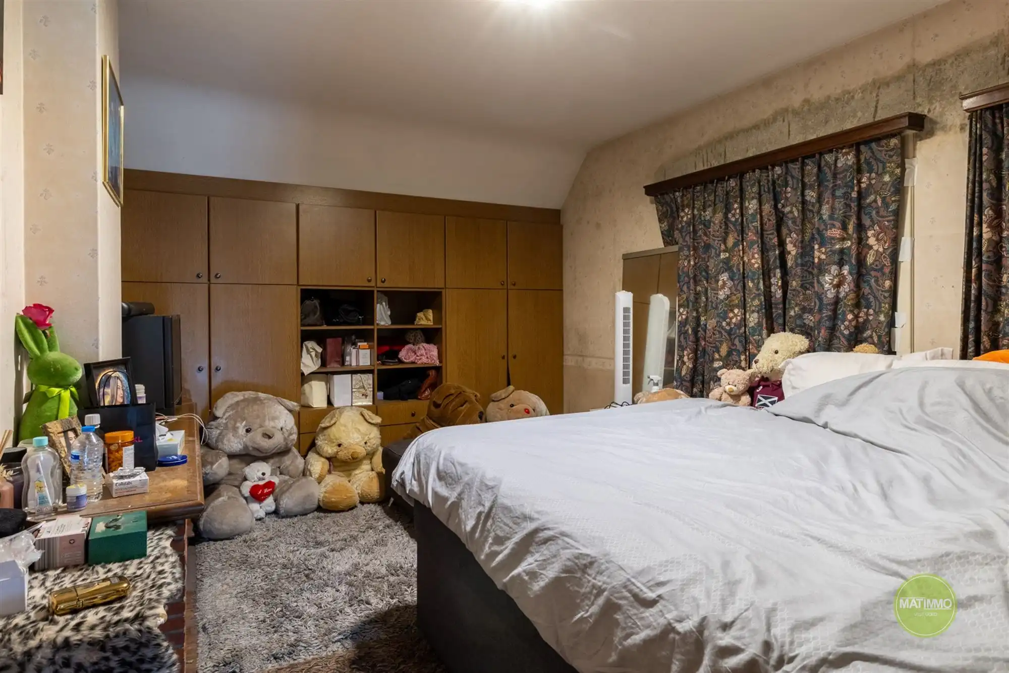 Karaktervolle woning met op royaal perceel in Mol foto 10