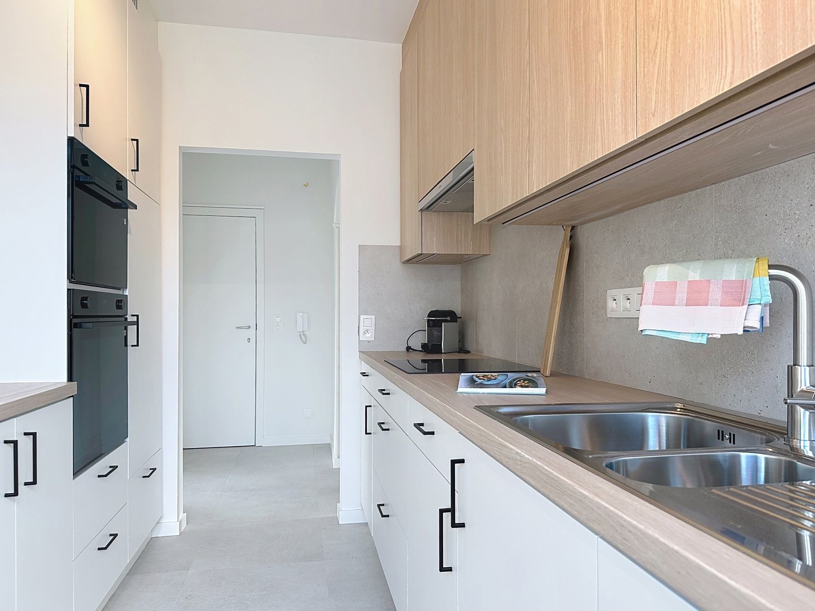 Gerenoveerd appartement in centrum Aartselaar foto 25