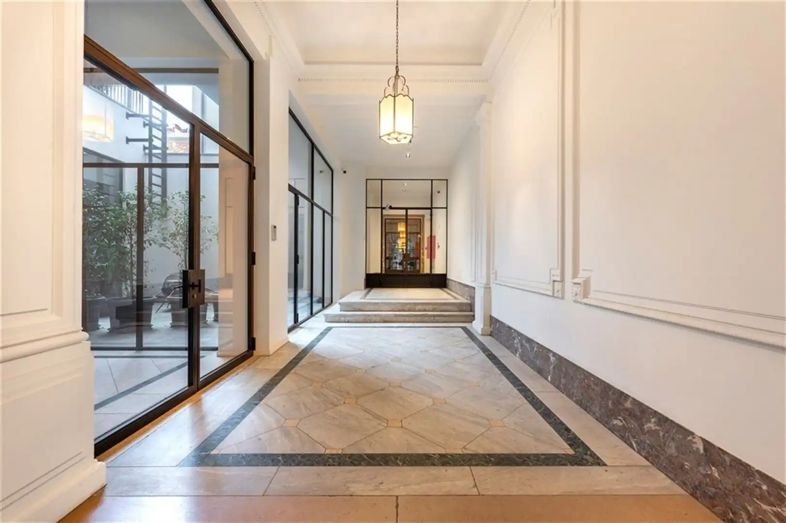 Instapklaar kantoor te huur op unieke locatie - 579m² foto 4