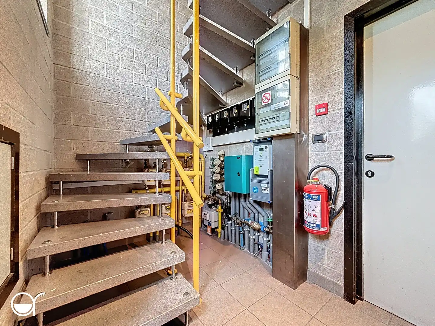 Woning met 5 studio's foto 7