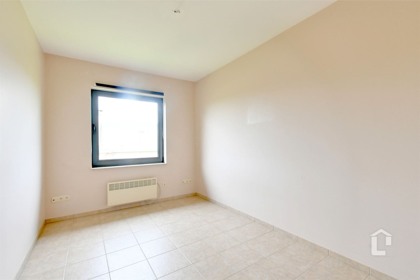 Investeringspand bestaand uit 2 ruime instapklare appartementen foto 16