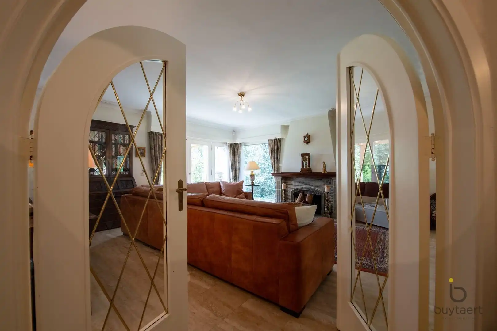 RUIMTE, LICHT ÉN RUST: GEZELLIGE FAMILIEWONING MET 5 SLAAPKAMERS MIDDEN IN HET GROEN! foto 6