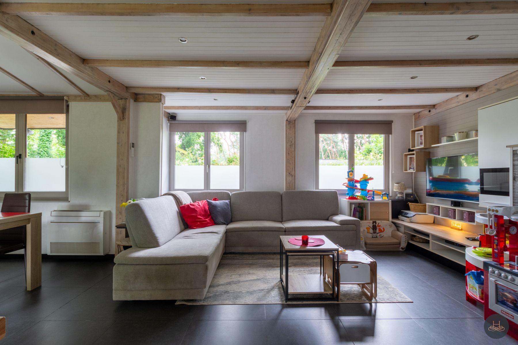Vernieuwde en instapklare chalet op rustige locatie foto 8