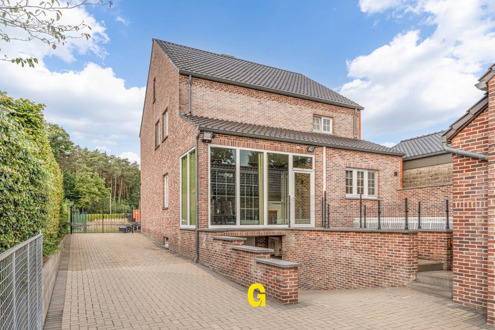 Degelijke halfopen woning met vrijstaande garage op 7a 36ca, met gegarandeerd zicht op achterliggend groen foto 19