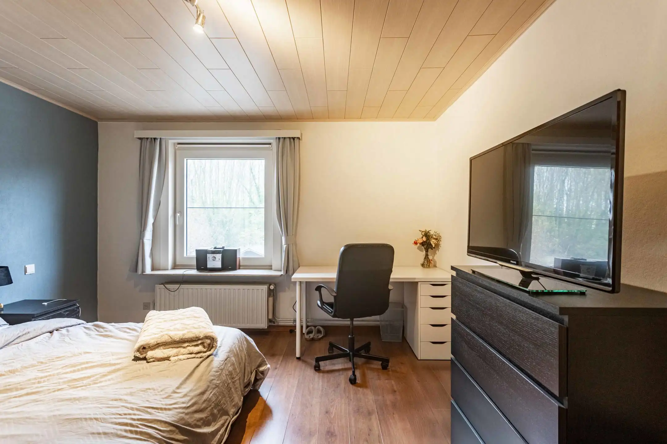 Instapklare gezinwoning op centrale ligging te Oudenaarde foto 13