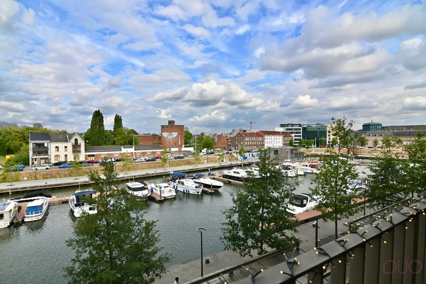 Wonen aan het water, midden in het bruisende hart van Hasselt – perfect bereikbaar en volledig instapklaar! foto 25
