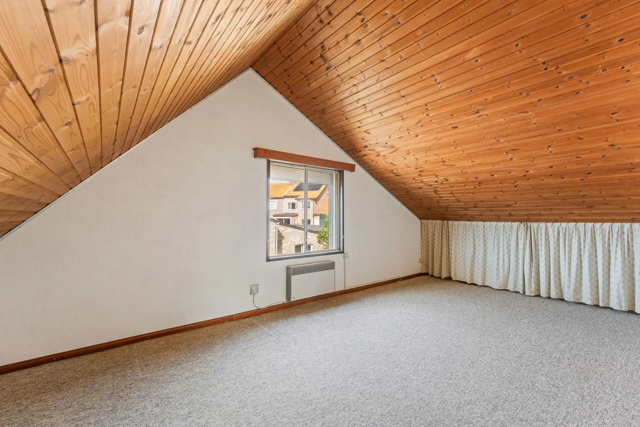 Charmante woning met garage in Zichen foto 14