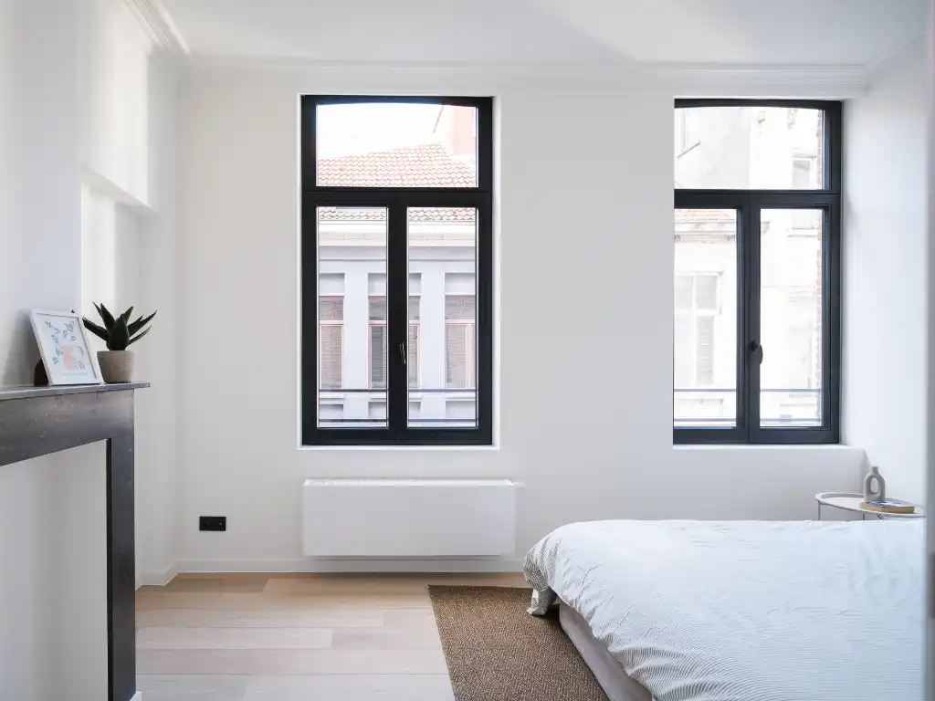 Stijlvol gerenoveerd 2-slaapkamerappartement met zonnig terras in het centrum van Gent foto 8