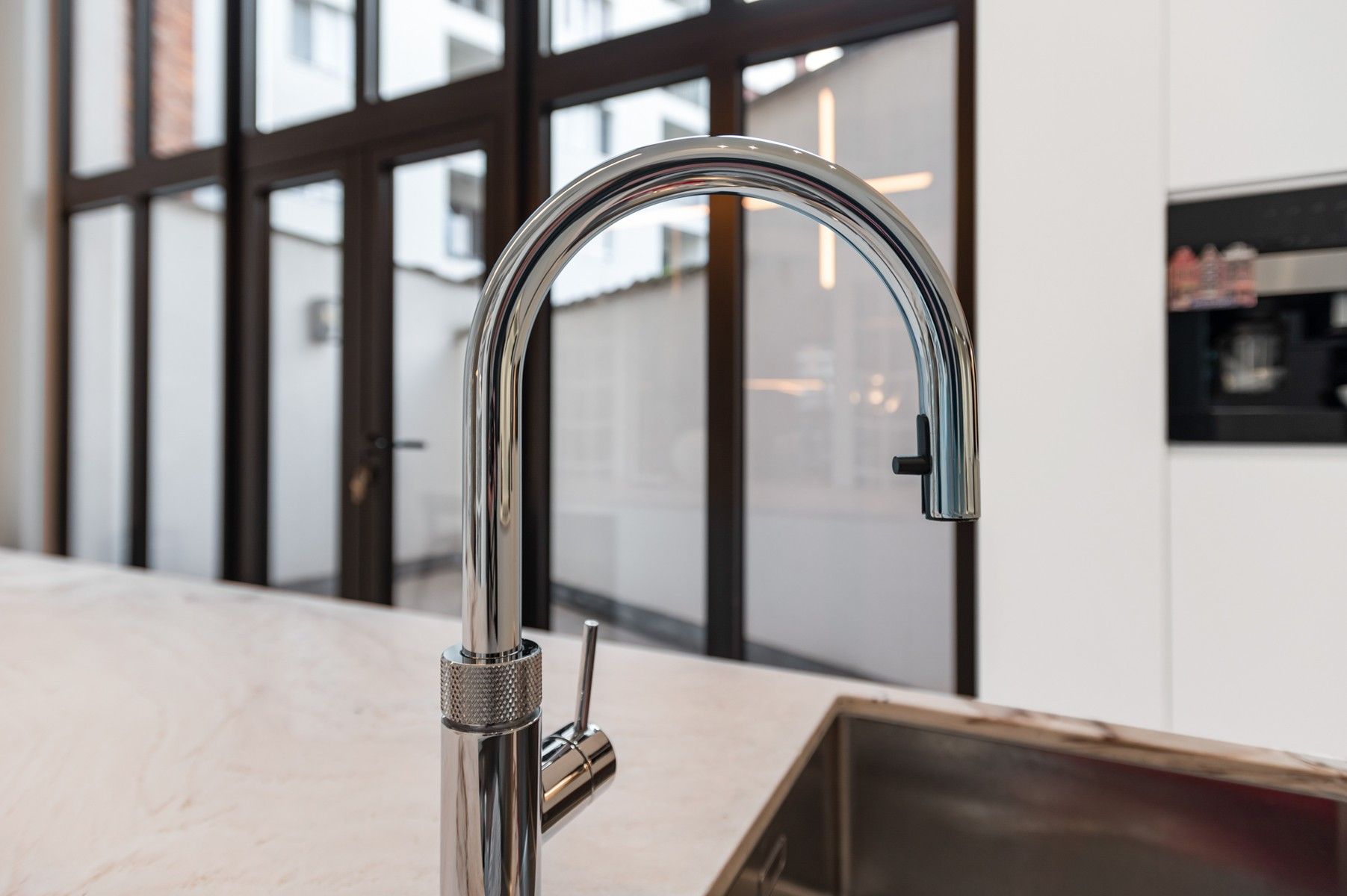 Luxueus wonen op toplocatie met garage foto 9