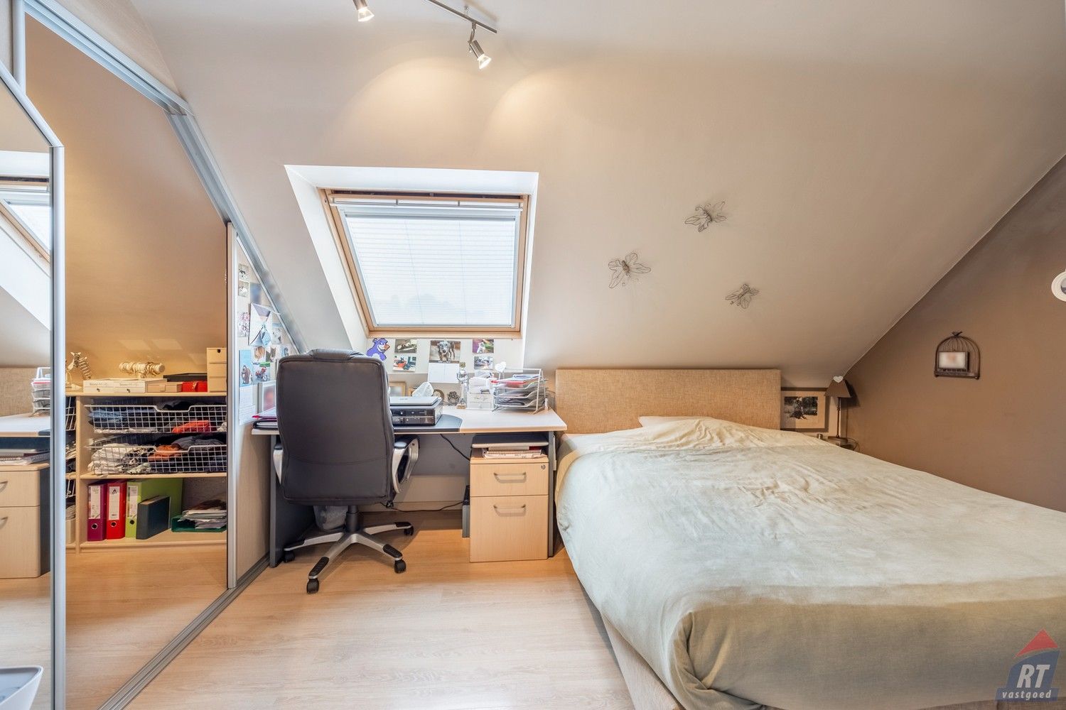 Gunstig gelegen en instapklaar appartement met 2 slaapkamers te Tienen foto 14