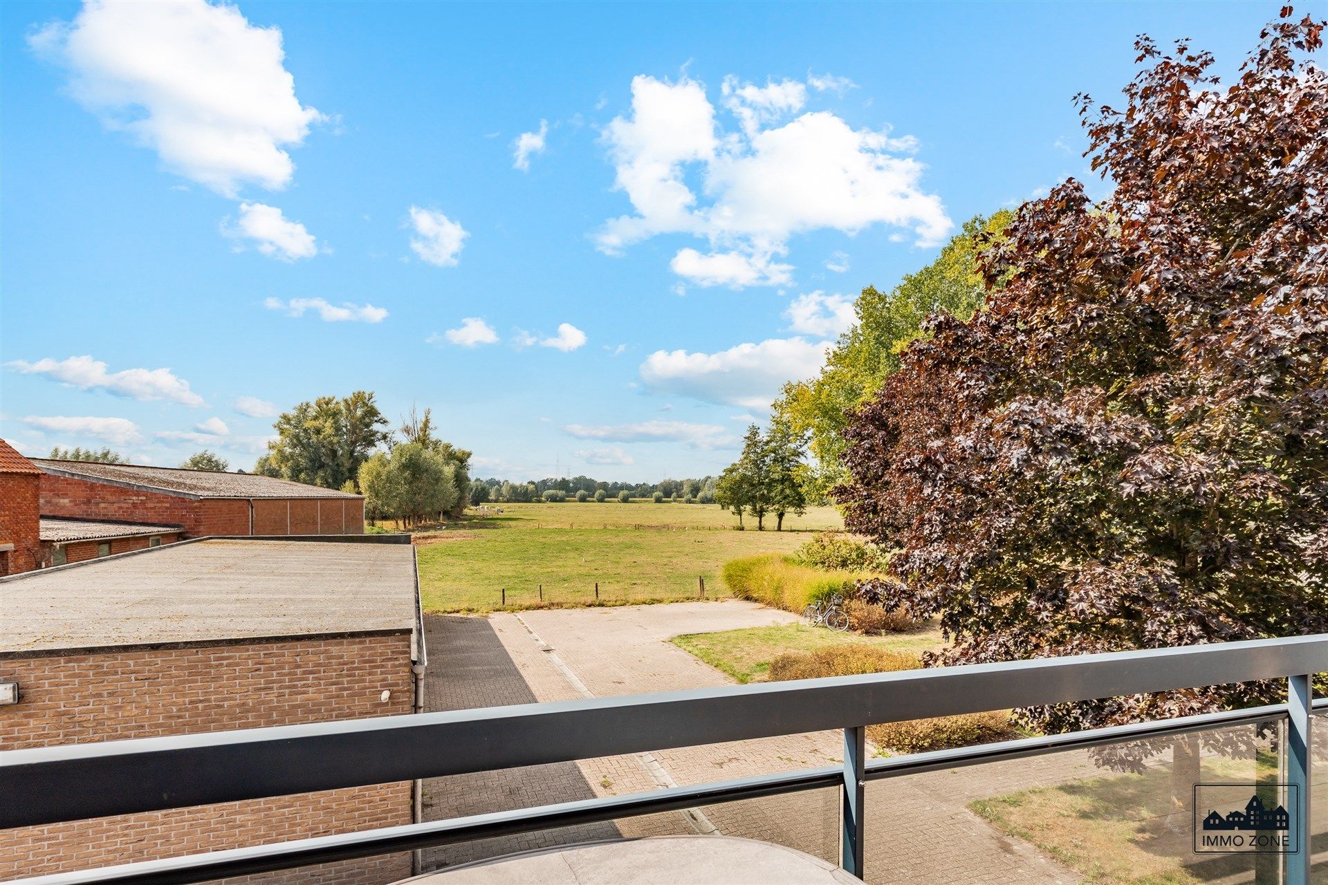 3-slaapkamer appartement met garage en mooi uitzicht foto 13