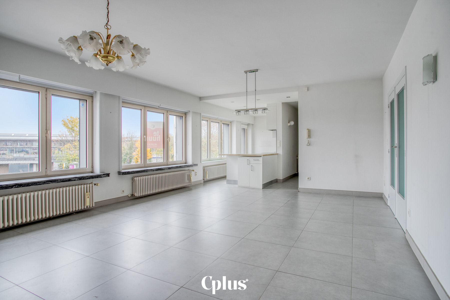 Ruim en lichtrijk appartement - te huur foto 2