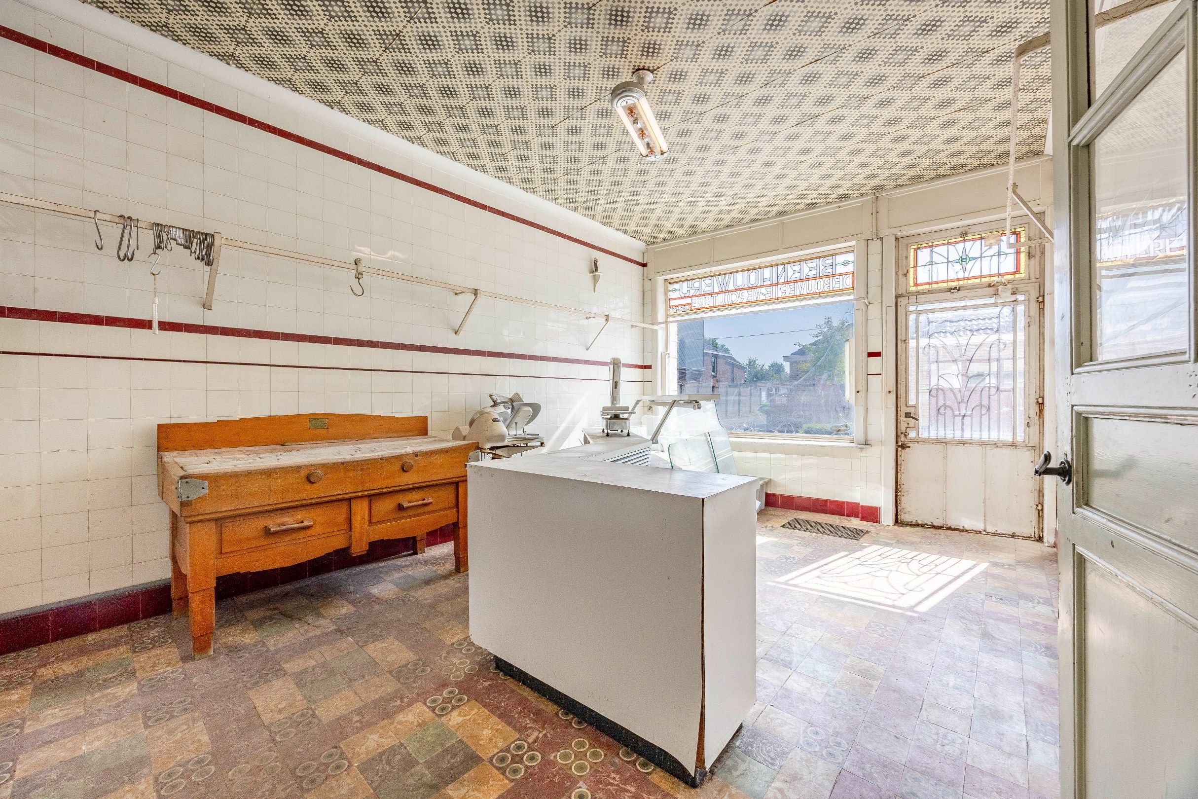 TE RENOVEREN WONING MET 1001 MOGELIJKHEDEN foto 3
