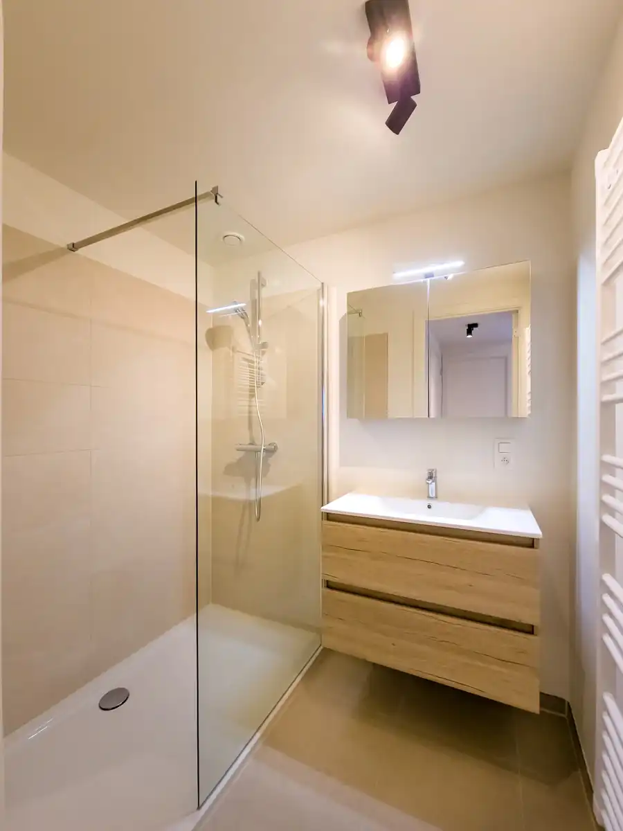 Prachtig Modern nieuwbouwappartement met 1slpk. en balcon foto 4