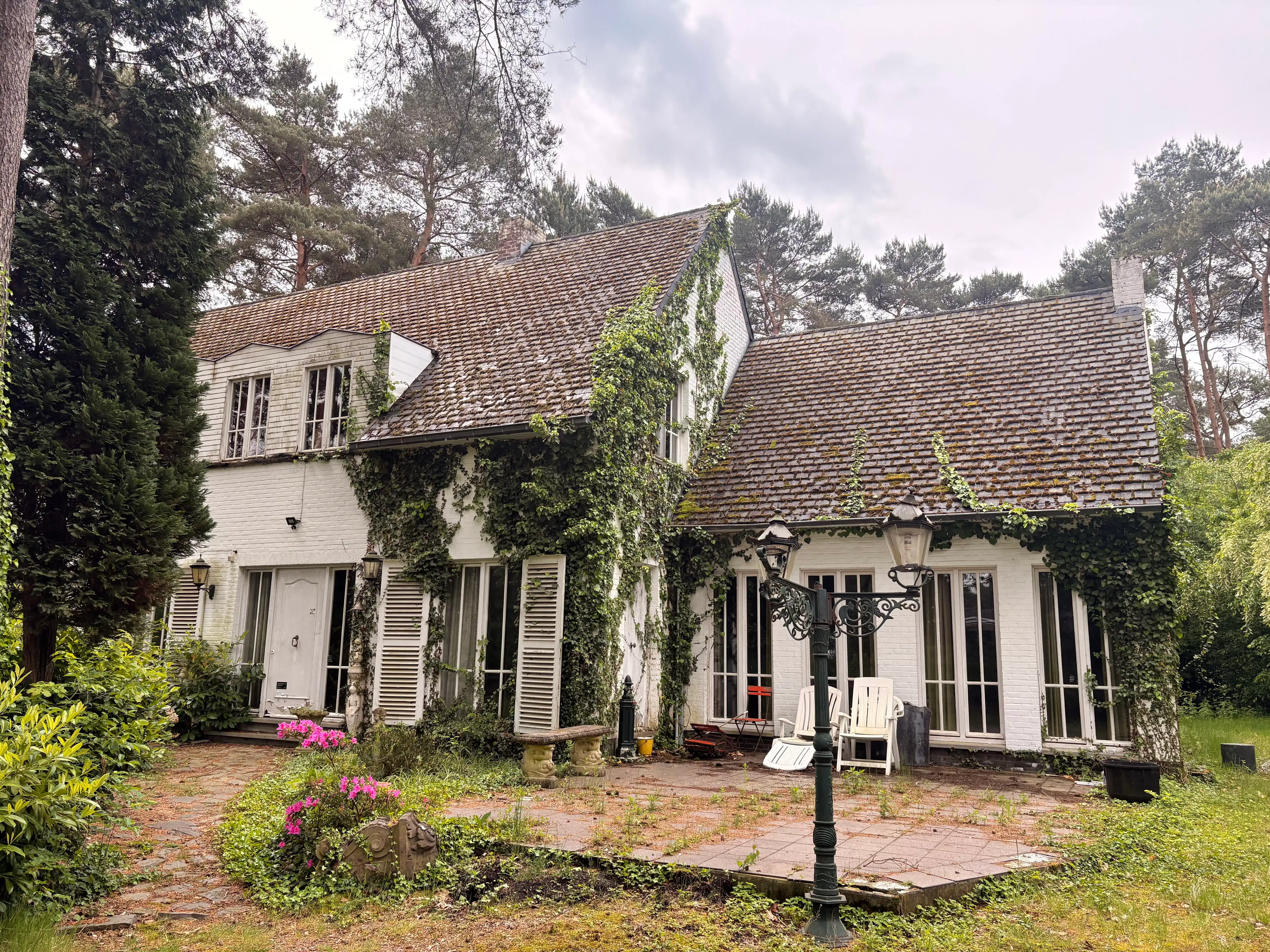 Karaktervolle villa op uniek perceel van ca. 5000 vierkante meter foto 7