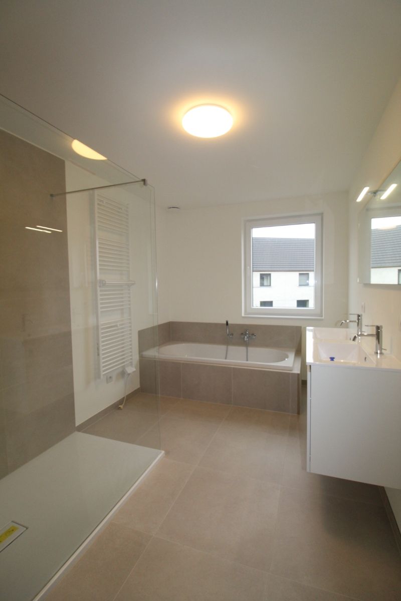 Energiezuinige nieuwbouwwoning te huur in rustige wijk te Sijsele foto 11