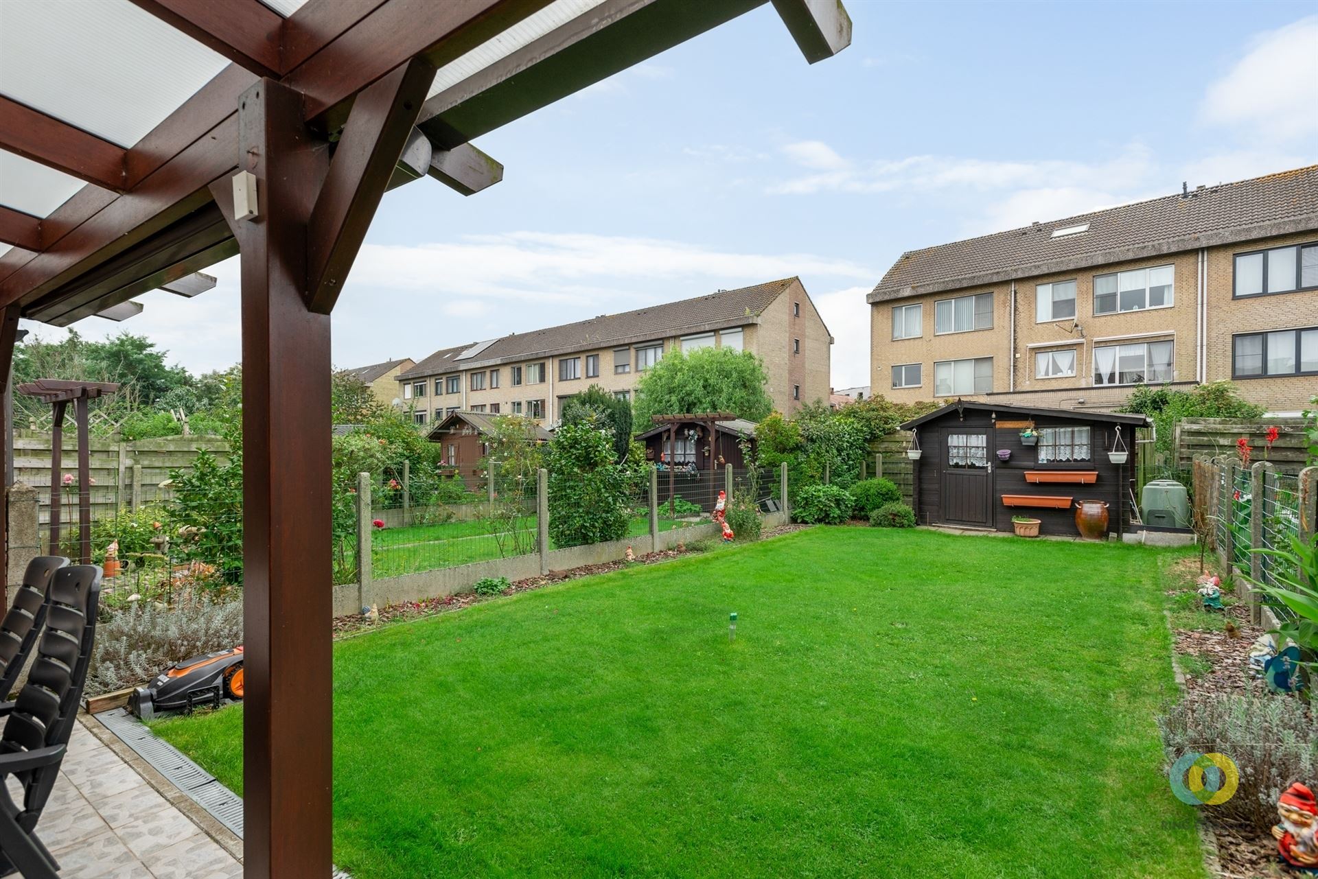 Goed onderhouden woning op een rustige, groene locatie foto 8