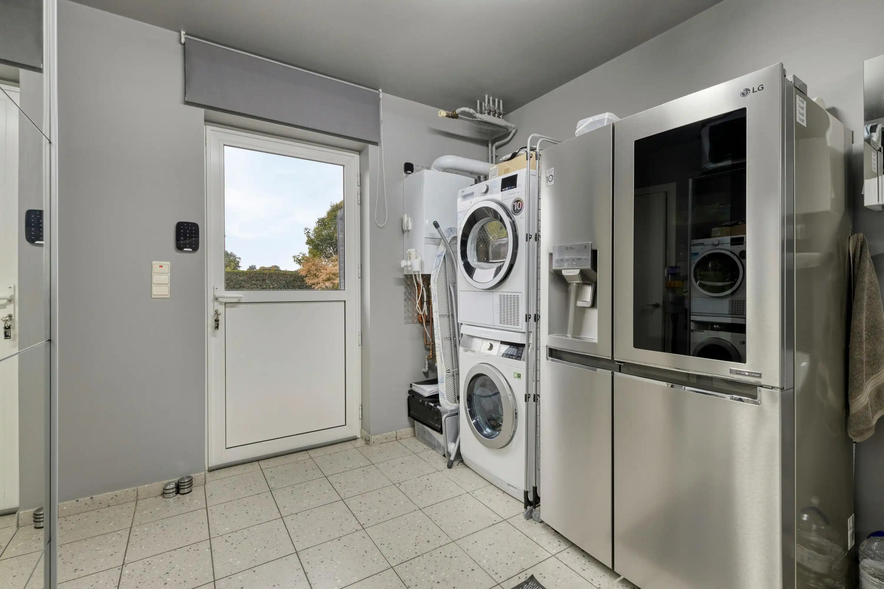 Prachtig afgewerkte en onderhouden villa in Moerzeke foto 31