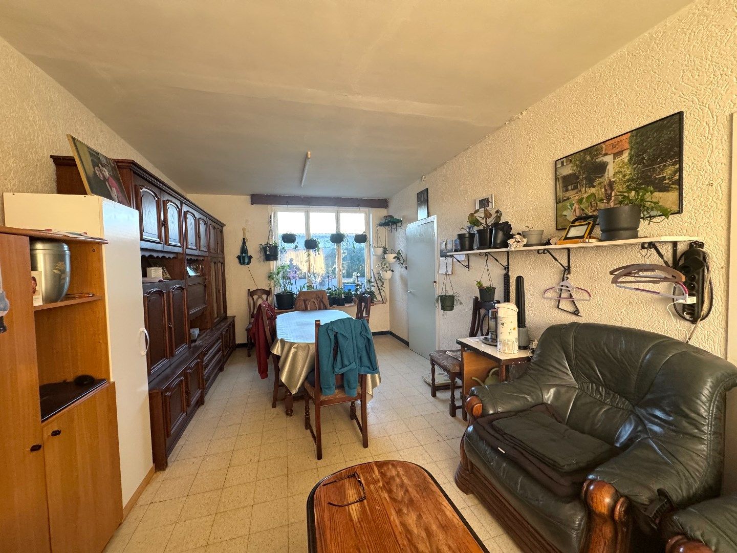 TE RENOVEREN WONING MET 3 SLPKS, KOER EN GARAGE foto 4