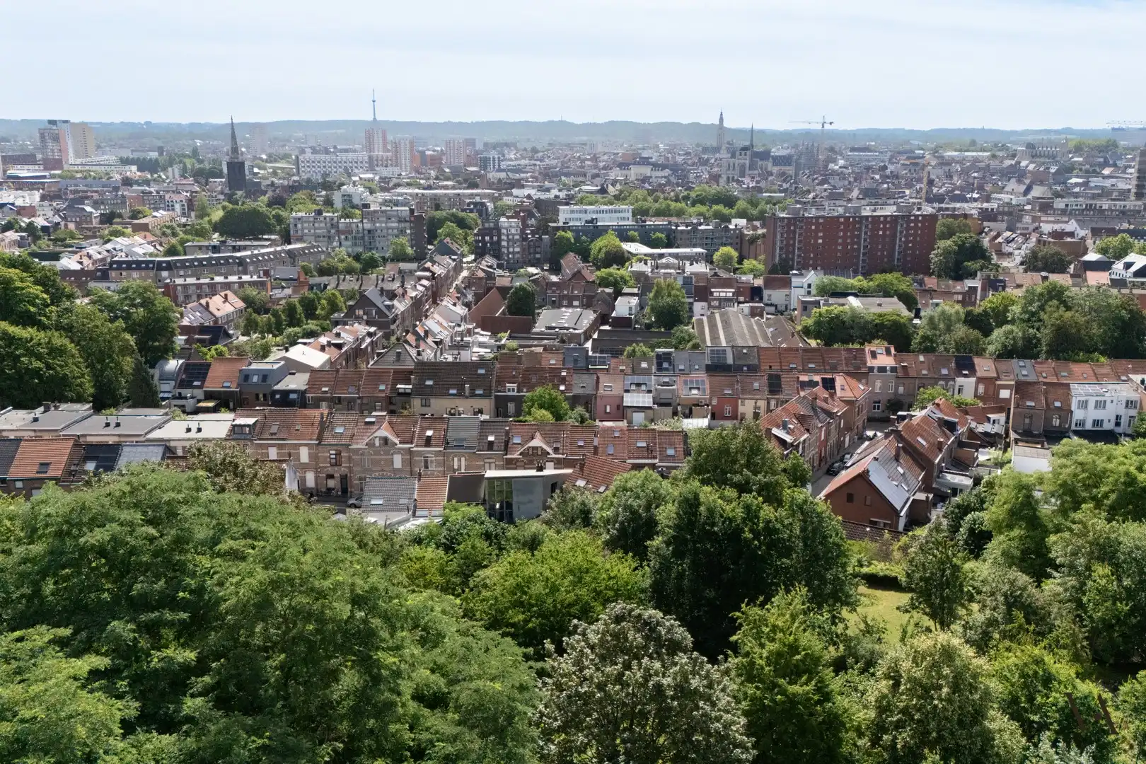 Ruim hoekappartement met uitzonderlijke tuin in groene parkresidentie nabij het centrum van Leuven foto 18