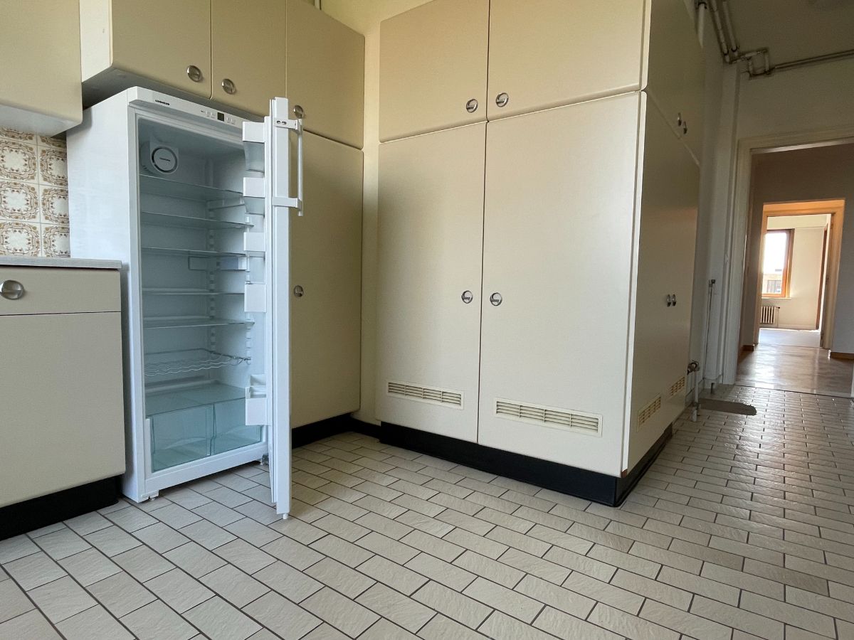 drie-slaapk-APP m/z autostandpl. foto 17
