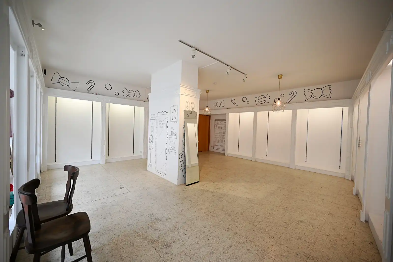 Commerciële ruimte op uitstekende locatie foto 4